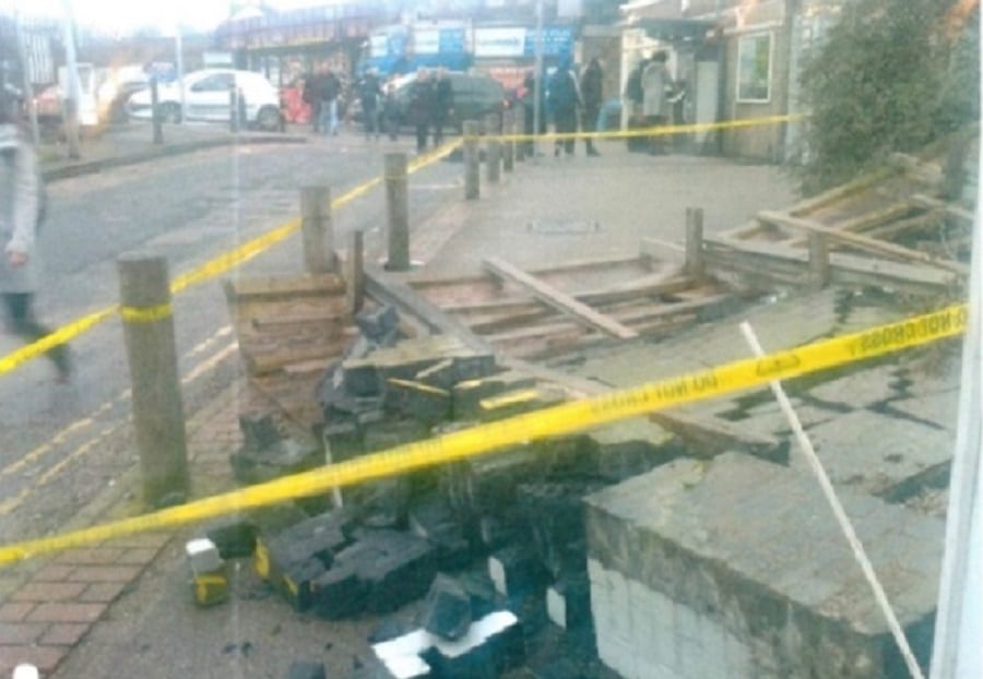 Signage safety Hoarding Accident